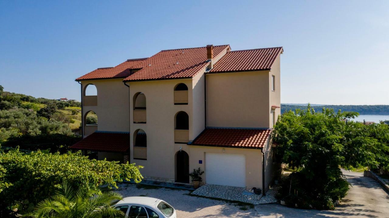 Apartamento Kuca Leonora Banjol Exterior foto