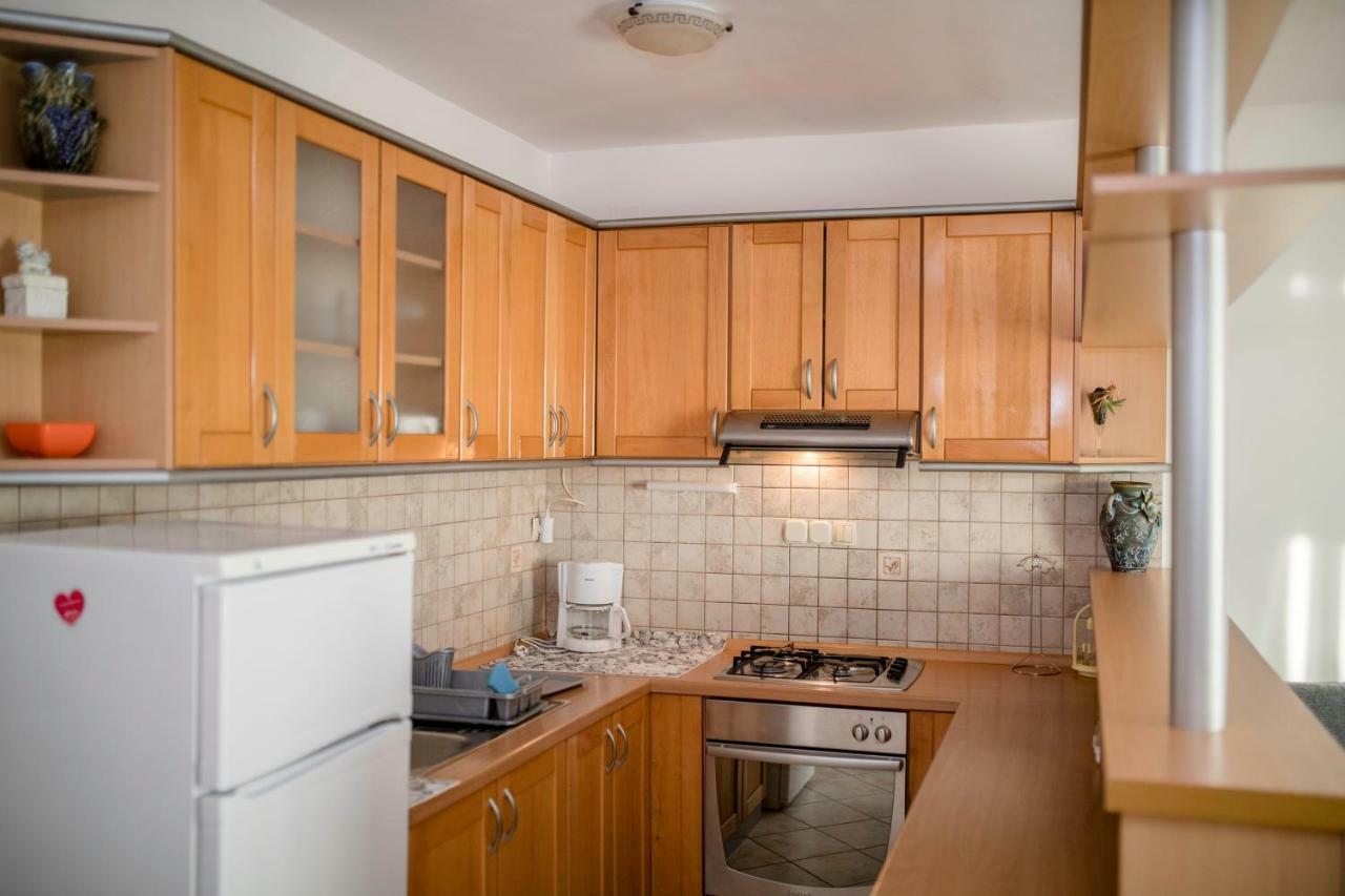 Apartamento Kuca Leonora Banjol Exterior foto