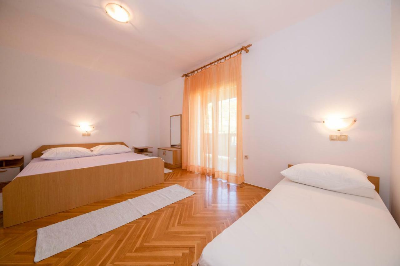 Apartamento Kuca Leonora Banjol Exterior foto